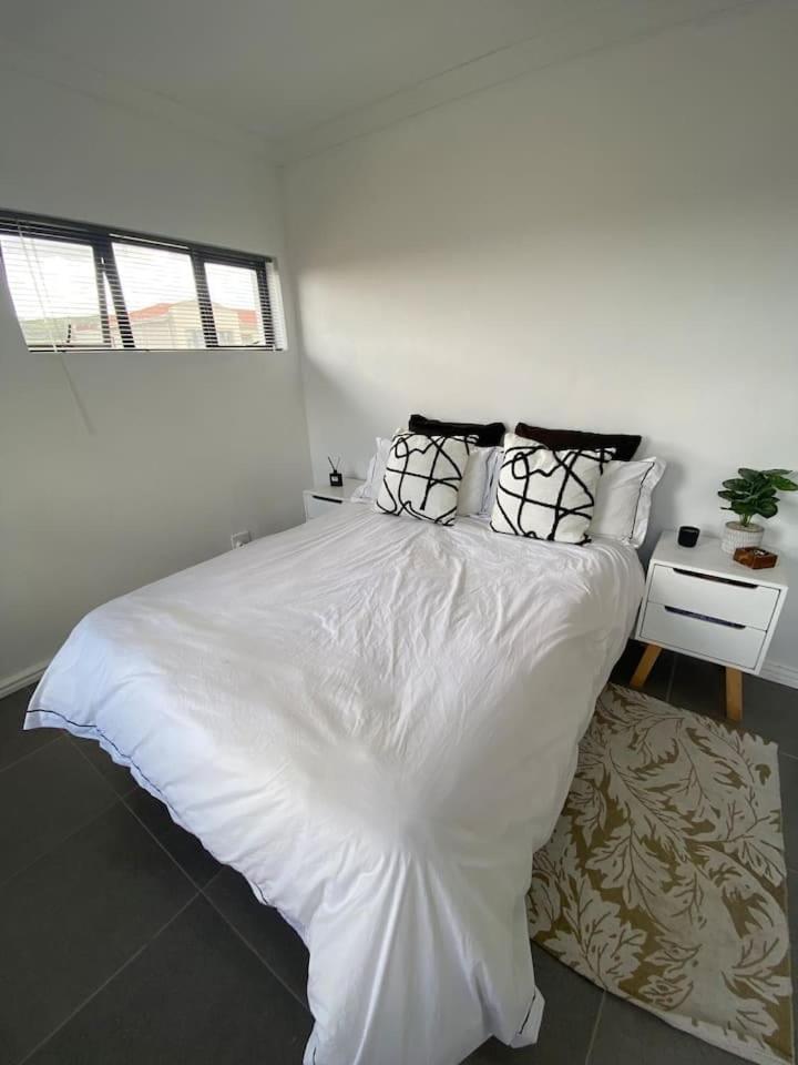 On 36 Neethlingshof Cape Town